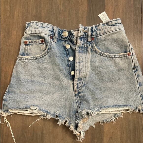 Zara women’s size 0 denim shorts - Picture 1 of 2